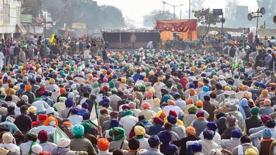 नीरज चोपड़ा ने हंगेरियन महिला की नहीं मानी बात... तिरंगा नहीं बाजू पर दी ये सौगात