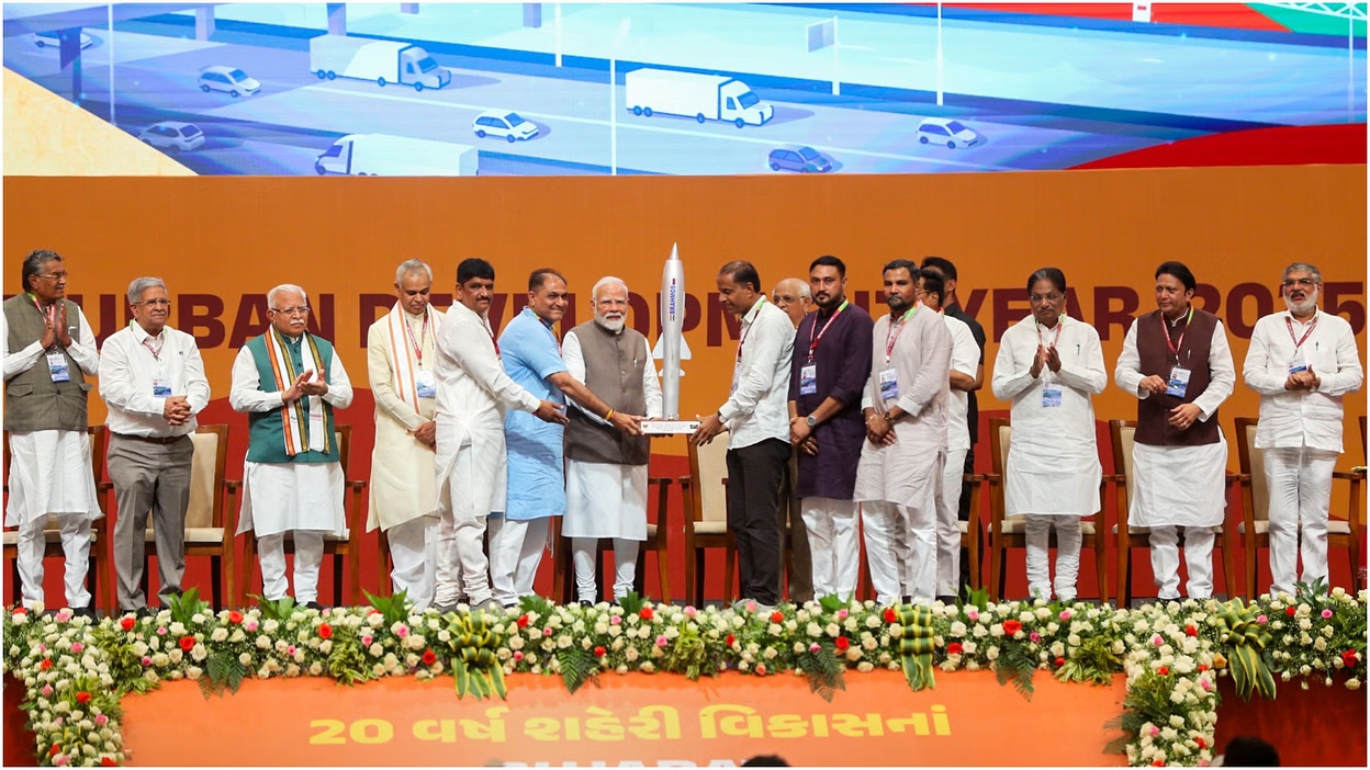 ऑपरेशन सिंदूर कैमरे के सामने किया, ताकि यहां कोई सबूत न मांगे : पीएम मोदी