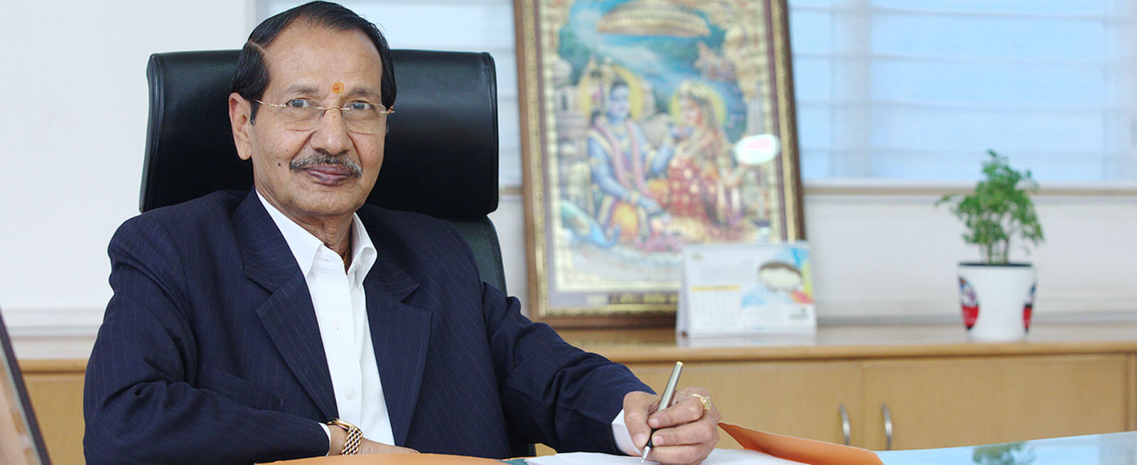 नीरज चोपड़ा ने हंगेरियन महिला की नहीं मानी बात... तिरंगा नहीं बाजू पर दी ये सौगात