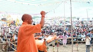 बंगाल में नौजवान परेशान, किसान हताश और उद्योग-धंधे चौपट : सीएम योगी