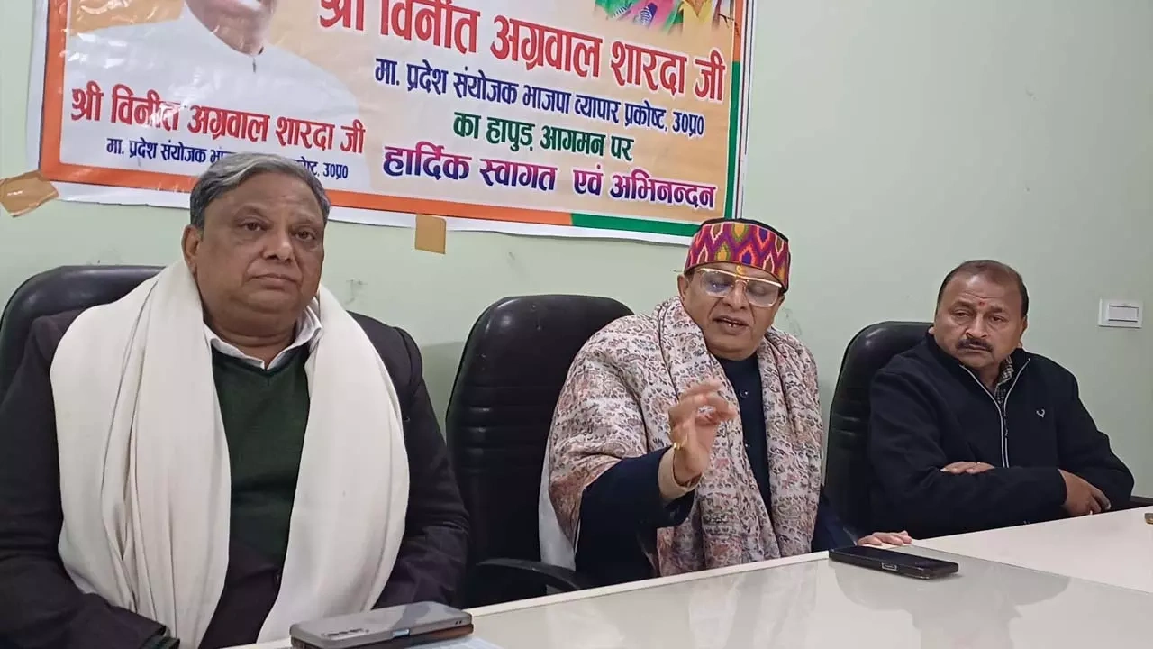 व्यापारियों को दिए नोटिस तुरंत वापस लिए जाएं : विनीत शारदा