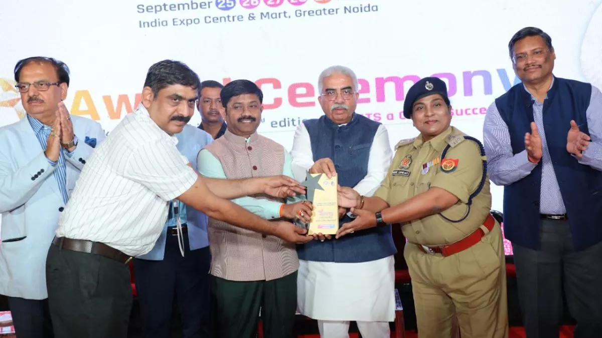 उत्तर प्रदेश पर्यटन का जलवा : यूपी इंटरनेशनल ट्रेड शो 2025 में मिला सम्मान