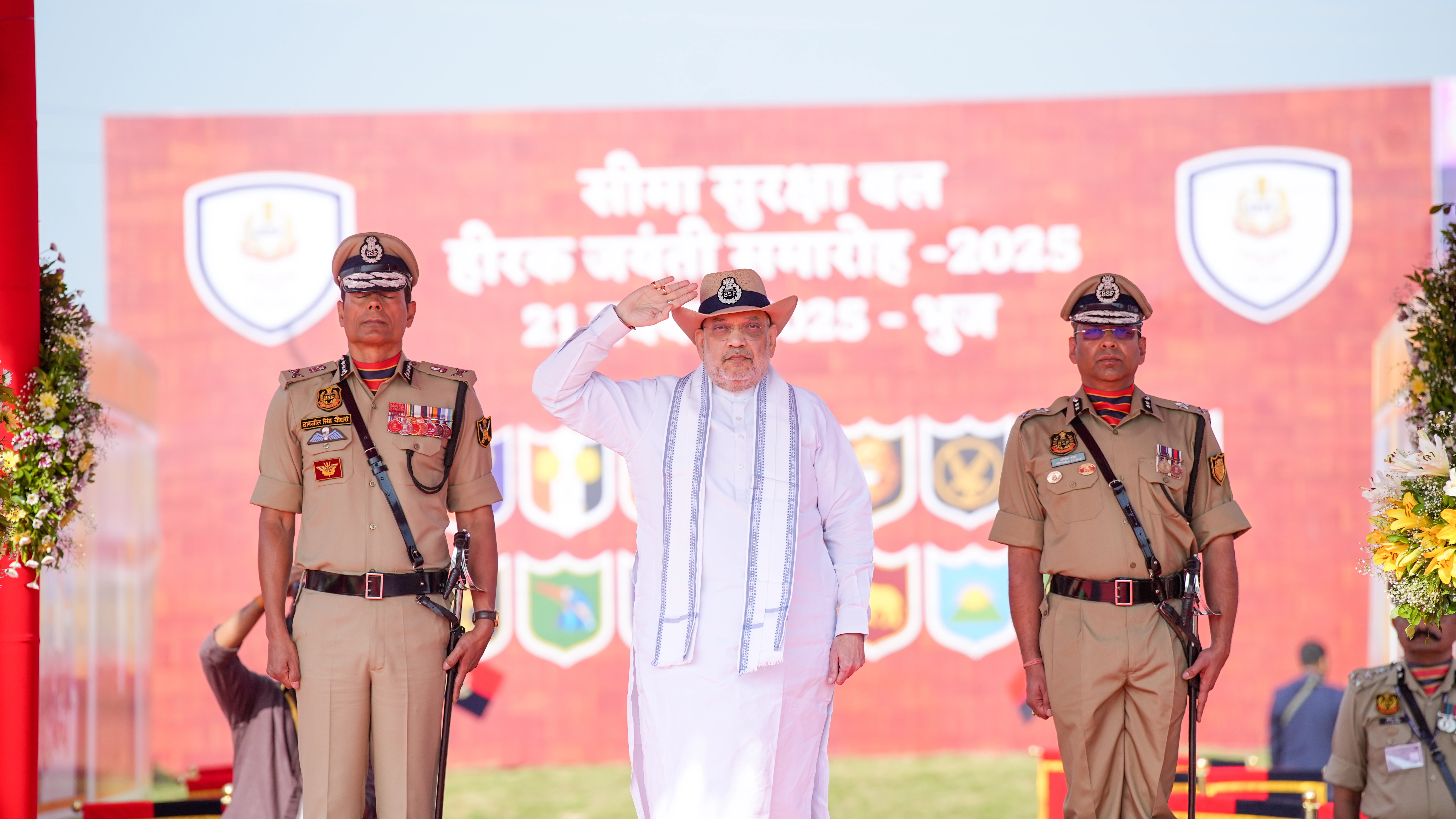 बंगाल में भाजपा सत्ता में आई तो घुसपैठियों को बाहर करेंगे : अमित शाह