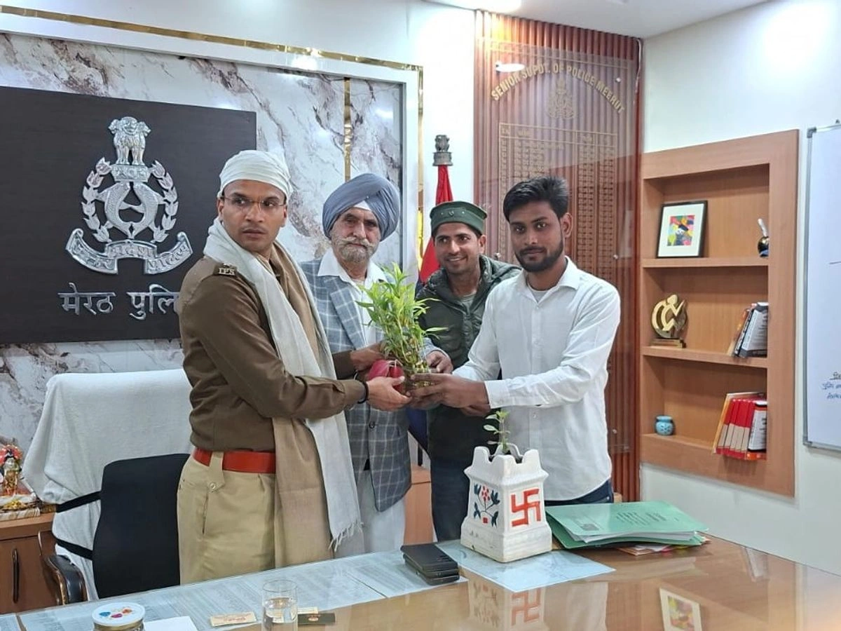 हरियाली ट्रस्ट ने नए SSP अविनाश पांडेय से की मुलाकात