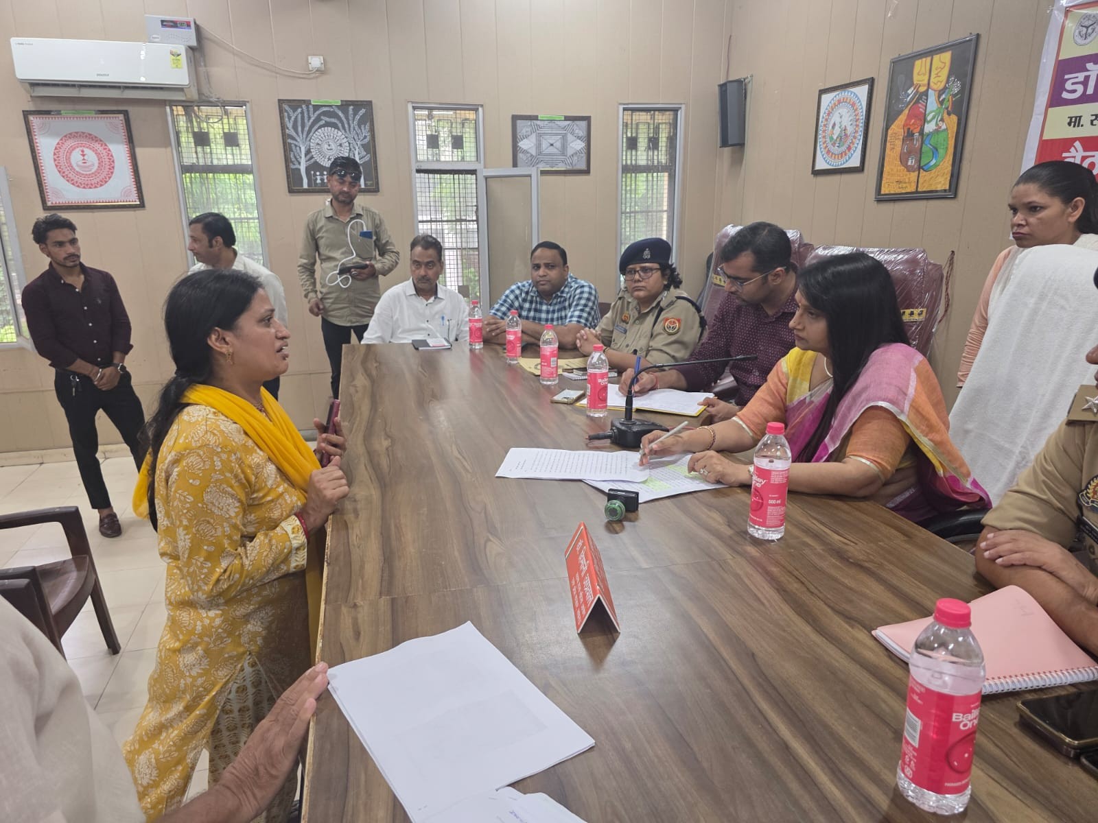 डॉ. हिमानी अग्रवाल ने देहली थाने में किया मिशन केंद्र का निरीक्षण