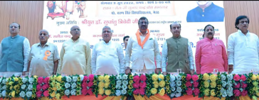 नीरज चोपड़ा ने हंगेरियन महिला की नहीं मानी बात... तिरंगा नहीं बाजू पर दी ये सौगात