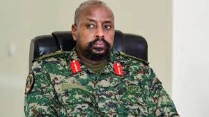 1 अरब डॉलर दो + शादी कराओ, वरना दूतावास बंद