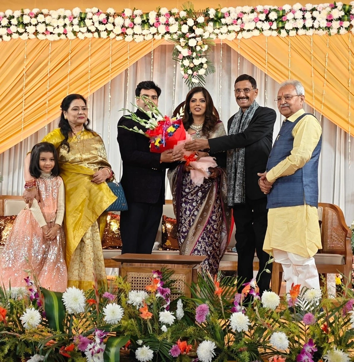 डा. लक्ष्मीकांत बाजपेयी के पुत्र को आशीर्वाद देने पहुंचे उपराष्ट्रपति व गृहमंत्री सहित अनेक दिग्गज नेत