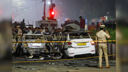 आईईडी से कार में किया था धमाका